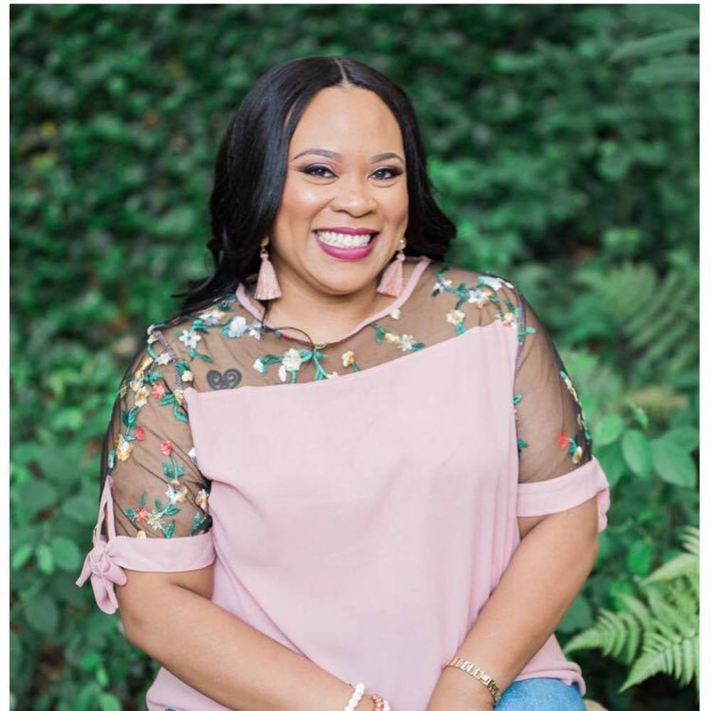 Meet your Posher, Kemyauna